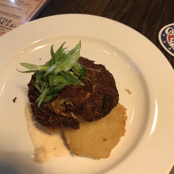Oskar Blues - Denver - Crab cake on top was good especially with the scallions atop. Skip the tomatoes - Brewpubs Near Me - Denver, Colorado Oskar Blues - Denver - Crab cake on top was good especially with the scallions atop. Skip the tomatoes - Brewpubs Near Me - Denver, Colorado