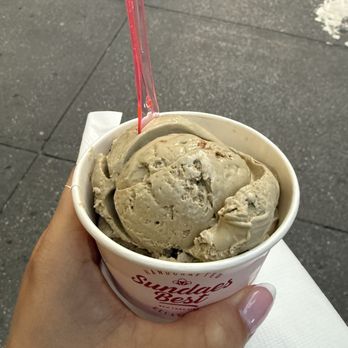 Sundaes Best - Biscoff and Hojicha - Ice Cream & Frozen Yogurt Near Me - New York, New York