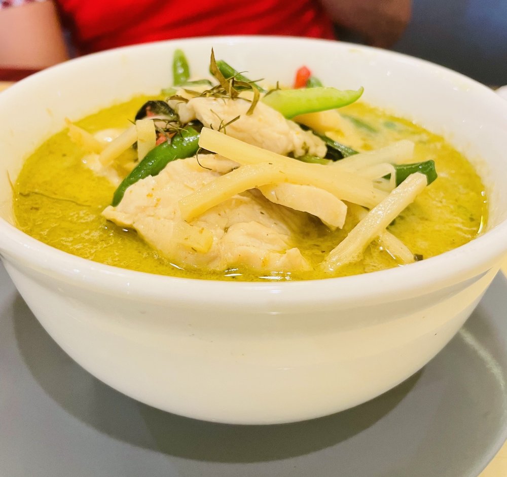 Jit's Thai Bistro Logo