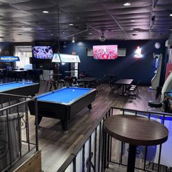 Billy D's Club - The pool room