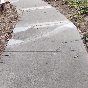 Eisenhower Park - Be careful as some sidewalks are cracked and extremely easy to fall. Hey, why doesn't the city fix these. - Parks Near Me - Orange, California
