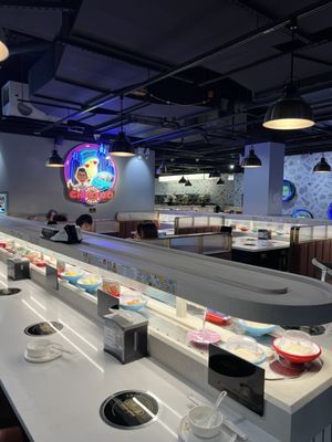 Shabu Plus Rotary Hot Pot Chinatown by null