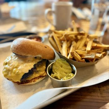 Reno Bar and Grill - Smash Burger - Comfort Food Near Me - Reno, Nevada Reno Bar and Grill - Smash Burger - Comfort Food Near Me - Reno, Nevada