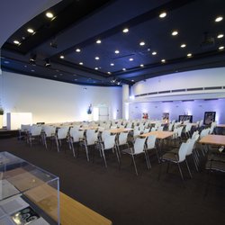 Eenhoorn - Rondeelzaal cabaret-opstelling