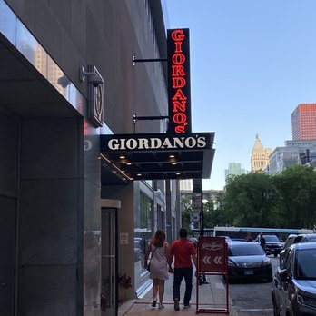 Giordano's - Pizza Near Me - Rosemont, Illinois Giordano's - Pizza Near Me - Rosemont, Illinois
