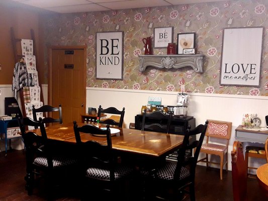 Mixed Company - A Kava House by null