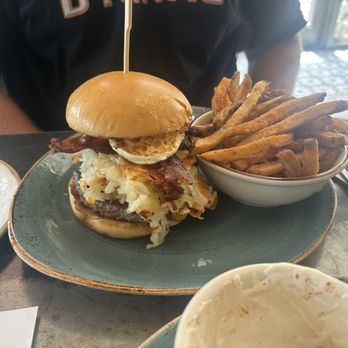 State Fare Kitchen & Bar - Breakfast Burger - New American Near Me - Houston, Texas