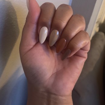 Dazzle Nails & Lashes - Fall Nails - Nail Technicians Near Me - Pico Rivera, California