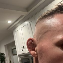 Boulevard Barbers - Best fade ever ! Thanks Nina