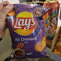 Brookfield General Store - All dressed lays from canada