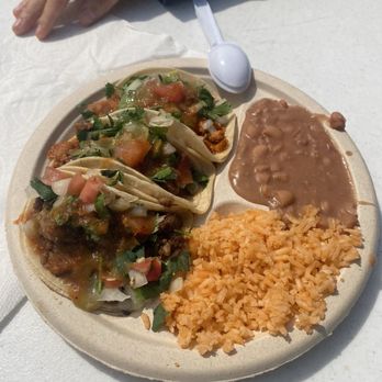 Famous Taco Bar - Caterers Near Me Famous Taco Bar - Caterers Near Me