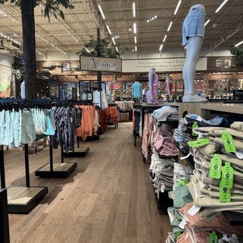 Bass Pro Shops - Accessories Near Me - Irvine, California