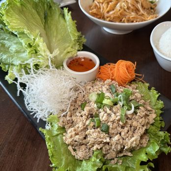 Bangkok Republic - Chicken Lettuce Wrap - Thai Near Me - Wilton, Connecticut