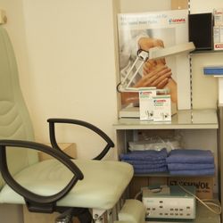 Rhein Cosmetics - "Zeigt her eure Füße" Stuhl für medizinische Fußpflege, Rhein Cosmetics (Köln-Porz)