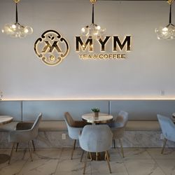 MYM Tea & Coffee - Partial view of the seating area