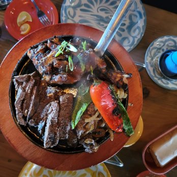 Lupe Tortilla Mexican Restaurant - Fajitas combo.... - Mexican Near Me - Houston, Texas Lupe Tortilla Mexican Restaurant - Fajitas combo.... - Mexican Near Me - Houston, Texas