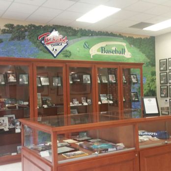 Blue Bell Creameries - Ice Cream & Frozen Yogurt Near Me - Brenham, Texas Blue Bell Creameries - Ice Cream & Frozen Yogurt Near Me - Brenham, Texas
