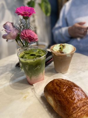 Remi Flower & Coffee by null