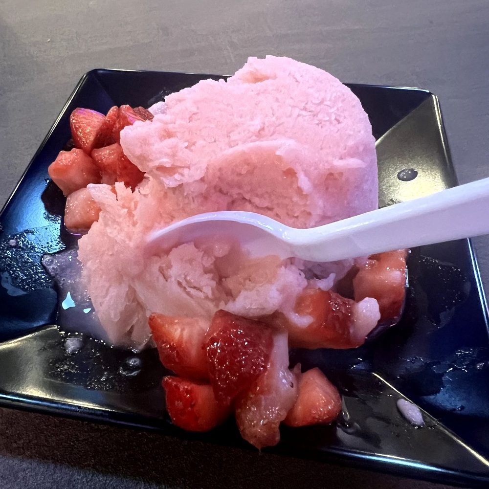 Vampire Penguin - This is shaved strawberry ice. - Shaved Ice Near Me - Ontario, California