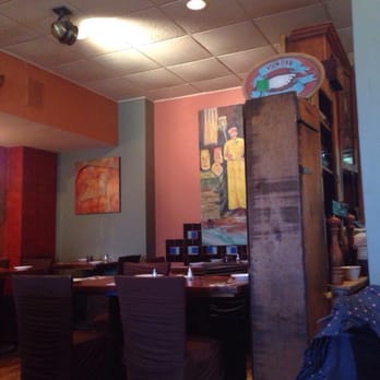 Rocco's Plum Tomato - Pizza Near Me - Etobicoke, Ontario Rocco's Plum Tomato - Pizza Near Me - Etobicoke, Ontario