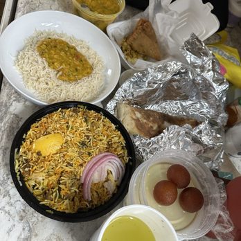 Buckeye Indian Grill - Mint ginger lemonade, garlic naan, dal tadka, chicken samosas, lamb biryani - Indian Near Me - Chillicothe, Ohio Buckeye Indian Grill - Mint ginger lemonade, garlic naan, dal tadka, chicken samosas, lamb biryani - Indian Near Me - Chillicothe, Ohio