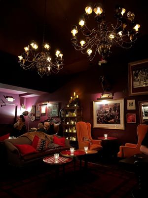 Marianne's by null
