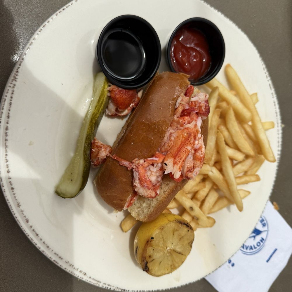 Bluewater Avalon - Lobsters Roll - Seafood Near Me - Avalon, California