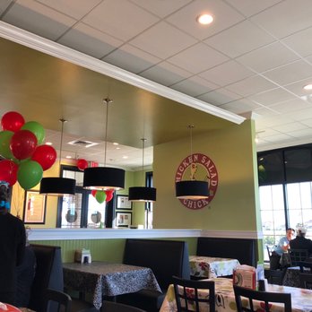 Chicken Salad Chick - Interior of eating area - Salad Near Me - Odessa, Florida
