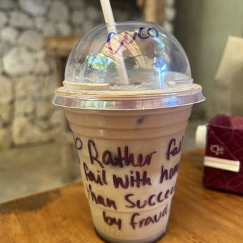 Ki' Bok - Iced Vanilla Latte (with coconut milk/double) - Coffee & Tea Near Me - Tulum, ROO
