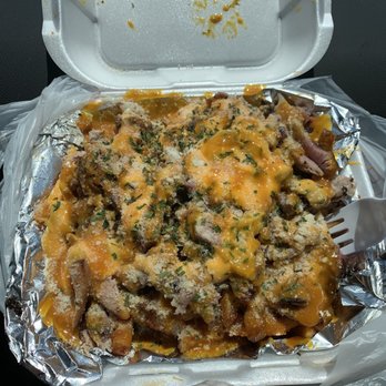 Burnin Barber-Que And More - Soul Food Near Me - Tampa, Florida