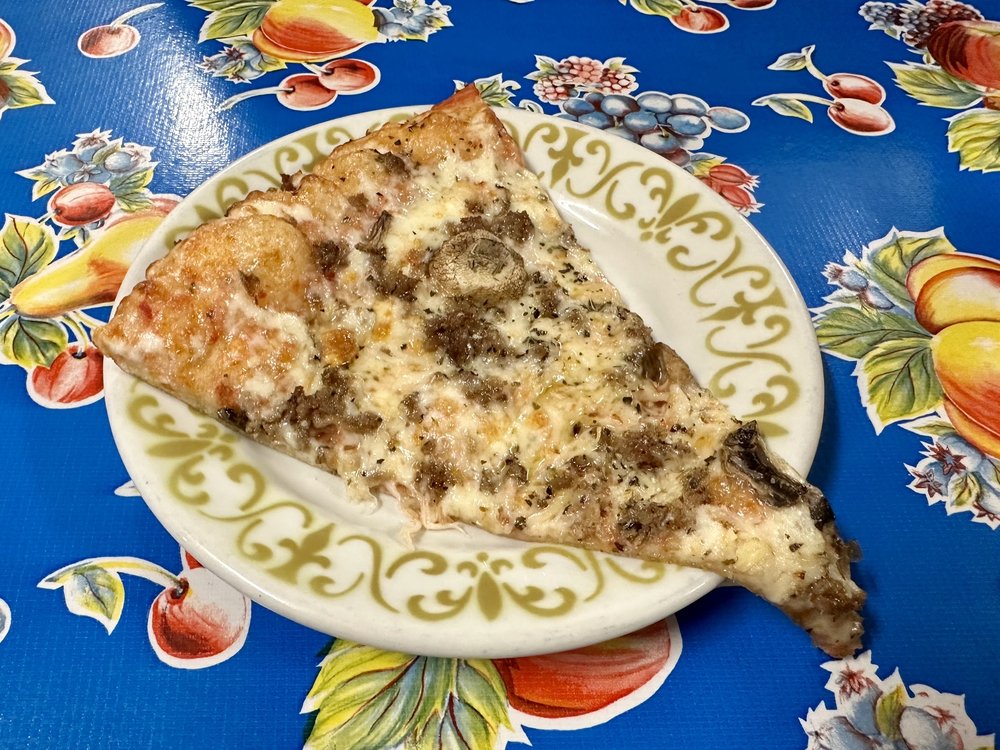 SHEEPSCOT GENERAL Updated September 2024 27 Photos & 23 Reviews 98 Townhouse Rd