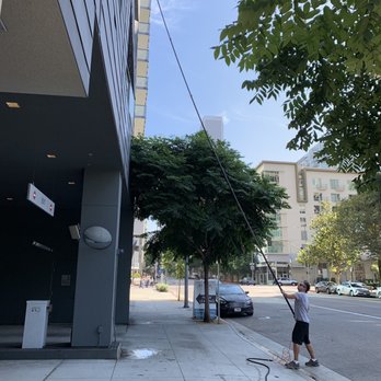 L.A Glow - The super pole by LA Prestige. Awesome. - Window Washing Near Me L.A Glow - The super pole by LA Prestige. Awesome. - Window Washing Near Me