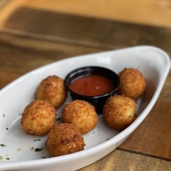 The Walrus - Goat Cheese and Marinara