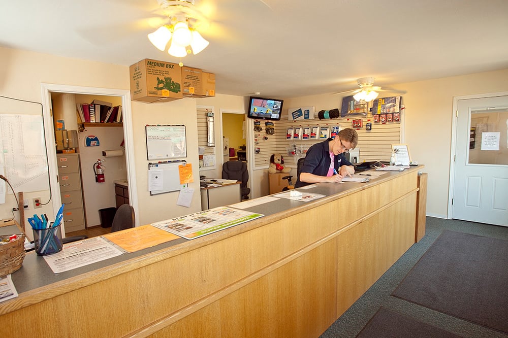 EUGENE SECURE STORAGE Updated September 2024 18 Photos 1070 S