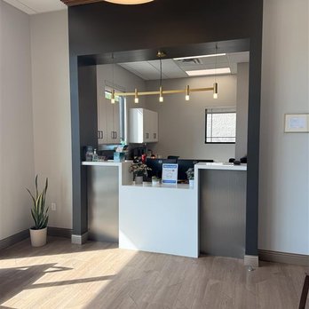 Smile Design Dental Center - Reception, Smile Design Dental Center - General Dentistry Near Me - O Fallon, Missouri Smile Design Dental Center - Reception, Smile Design Dental Center - General Dentistry Near Me - O Fallon, Missouri