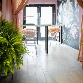 Kuko House - Back area manicure station - Nail Salons Near Me - Toronto, Ontario