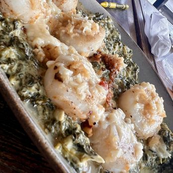 Snooky's Oceanfront - Creamy Scallops and spinach - Seafood Near Me - North Myrtle Beach, South Carolina Snooky's Oceanfront - Creamy Scallops and spinach - Seafood Near Me - North Myrtle Beach, South Carolina