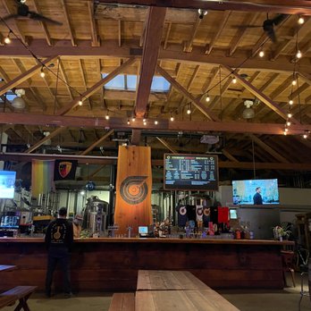 Standard Deviant Brewing - Breweries Near Me - San Francisco, California