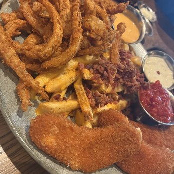 Outback Steakhouse - Trio appitzier - Steakhouses Near Me - Tampa, Florida Outback Steakhouse - Trio appitzier - Steakhouses Near Me - Tampa, Florida