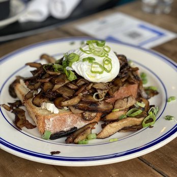 Sea Wolf - Bushwick - Mushroom Toast - Cocktail Bars Near Me - Brooklyn, New York