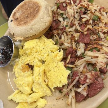 Snooze, an A.M. Eatery - Corned Beef Hash - Breakfast & Brunch Near Me - Phoenix, Arizona Snooze, an A.M. Eatery - Corned Beef Hash - Breakfast & Brunch Near Me - Phoenix, Arizona