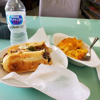 Uncle Bill's Cafe - Food so good I forgot to take a pic first!! The mac is so creamy!! - Caribbean Near Me - Pembroke Pines, Florida