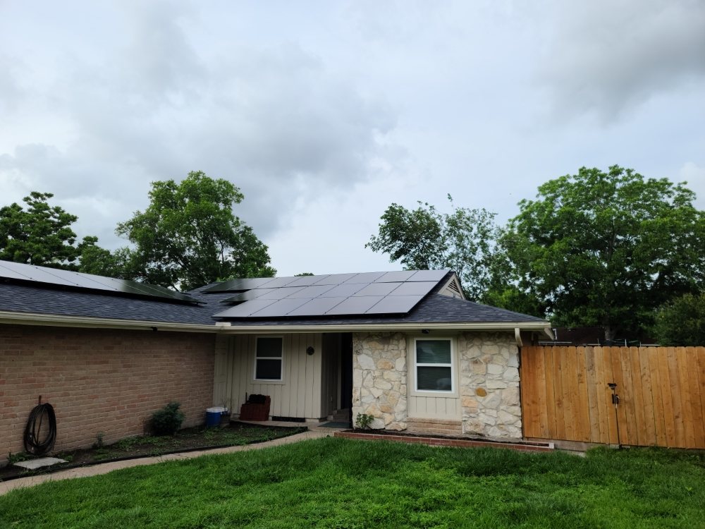 Slide of Travis the Solar Expert