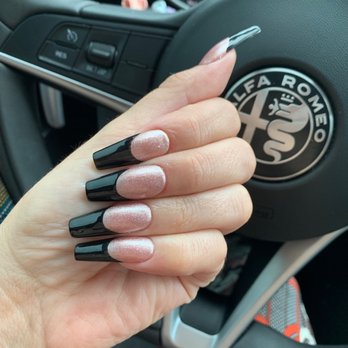 The Getaway Nail Spot - Nail Salons Near Me - Hialeah, Florida