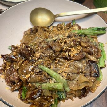 Phuket Cafe - Pad See Ew - Thai Near Me - Portland, Oregon Phuket Cafe - Pad See Ew - Thai Near Me - Portland, Oregon