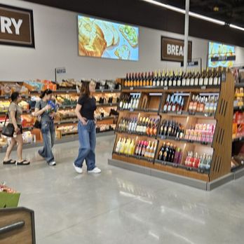 ALDI - Pastry, wine - Grocery Near Me - Rowland Heights, California