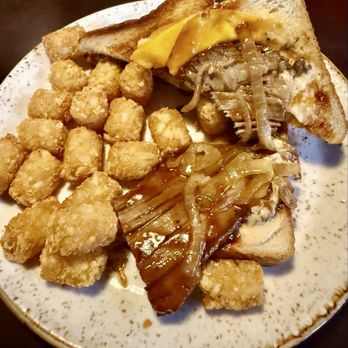 Doc’s Porchside - Brisket Sandwich - New American Near Me - Augusta, Georgia