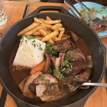 El Mono - Lomo Saltado - Peruvian Near Me - Berkeley, California
