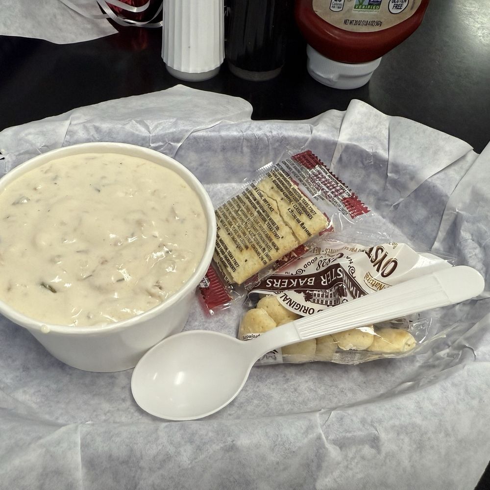 The Hungry Clam - Clam chowder - Seafood Near Me - Brookings, Oregon The Hungry Clam - Clam chowder - Seafood Near Me - Brookings, Oregon