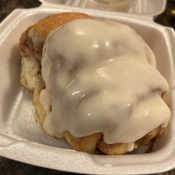 Denny's Diner - Cinnamon Roll - Breakfast & Brunch Near Me - Lake Delton, Wisconsin